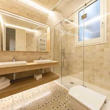 Bravissimo Mercaders, Beautiful 3 Bedroom Apartment Girona