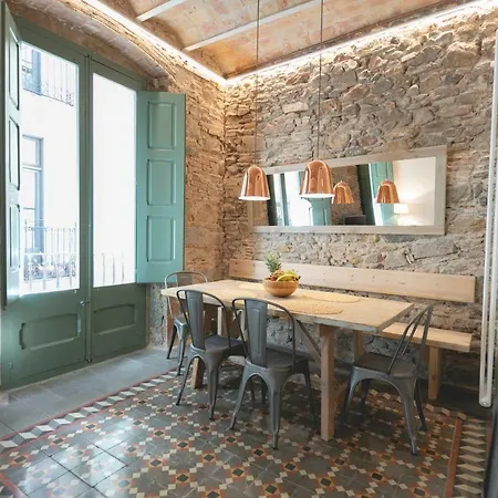 Bravissimo Mercaders, Beautiful 3 Bedroom דירה