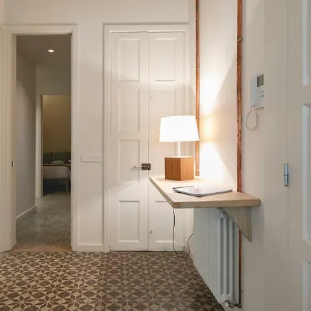 Bravissimo Mercaders, Beautiful 3 Bedroom Apartament Girona